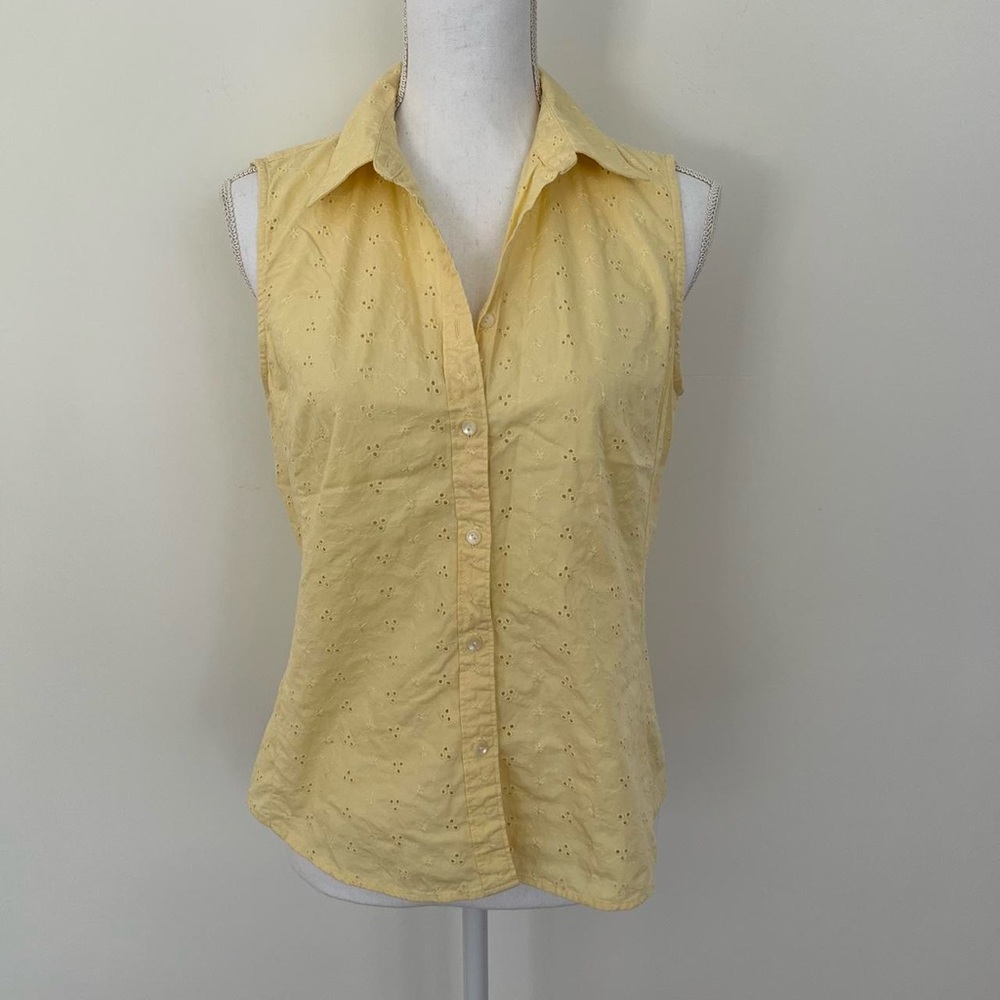 BASS yellow eyelet cotton sleeveless button-down - Size M